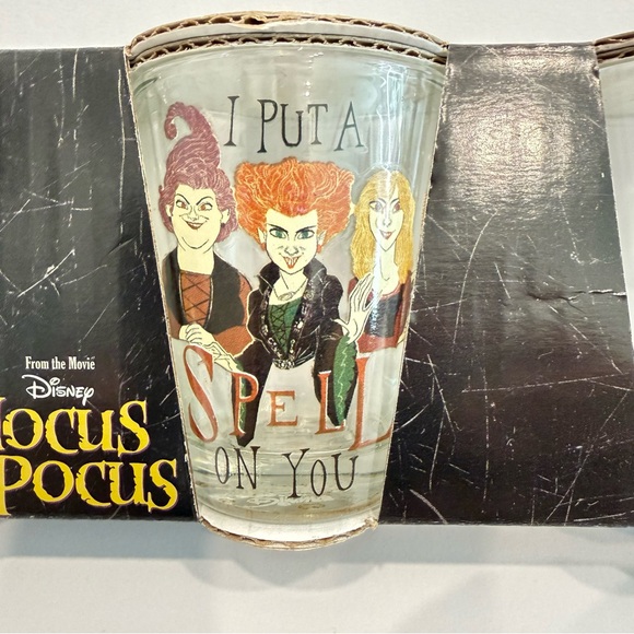 Spooky Disney Hocus Pocus Collectible Shot Glass Set - 6 Pack - Picture 7 of 8